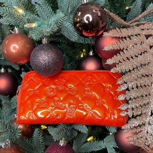 CHANEL ICON SYMBOLS CHARMS PATENT LEATHER WALLET